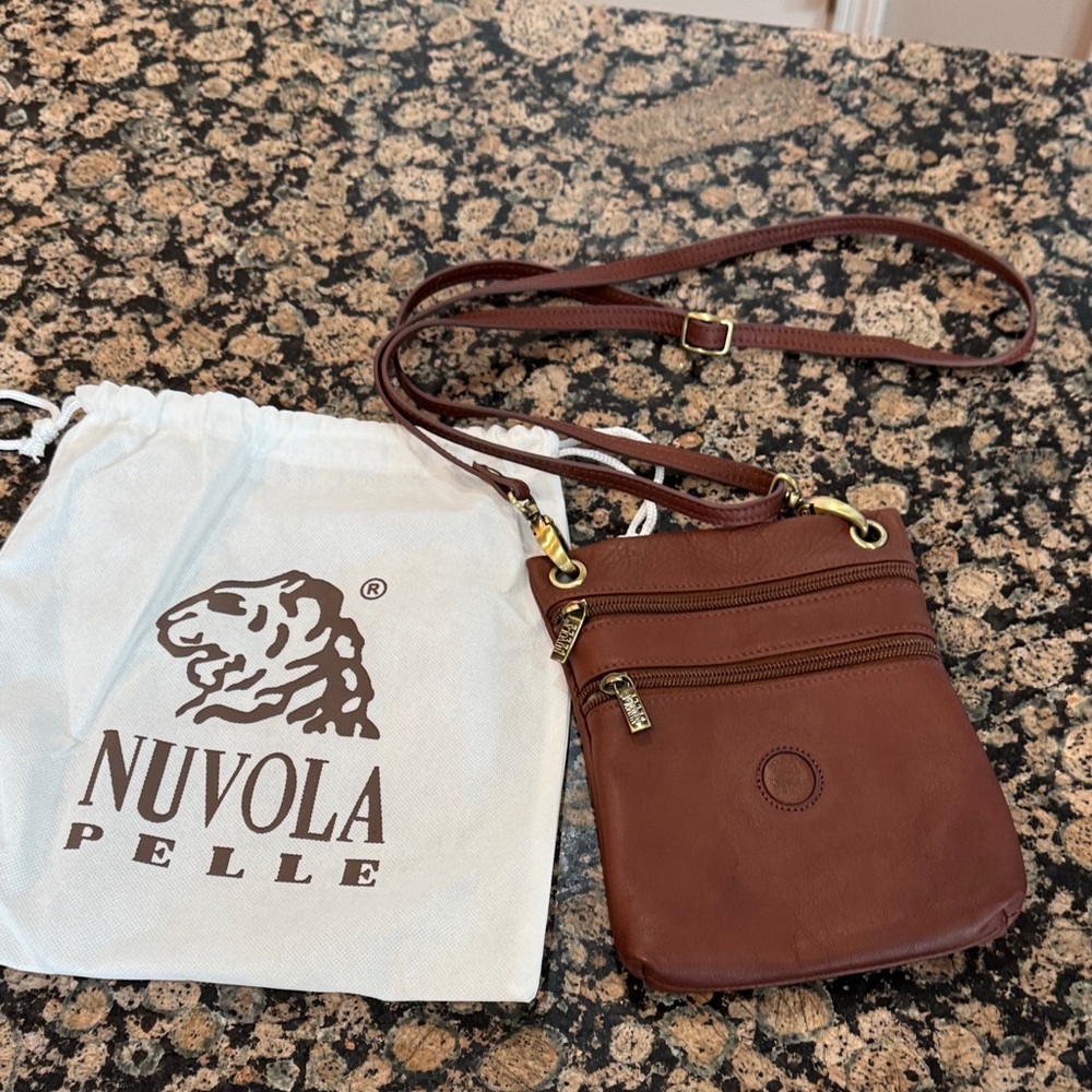 Nuvola Pelle Brown Leather Pouch